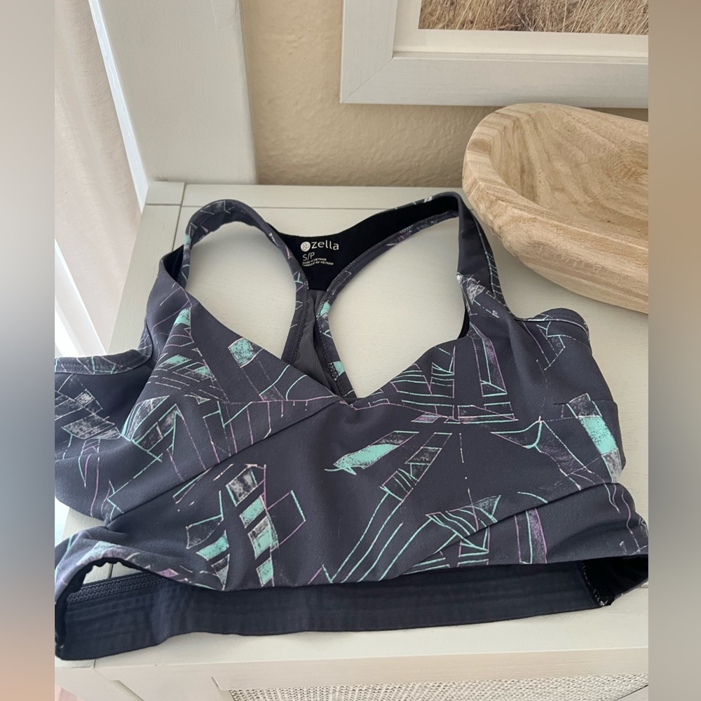 Zella sports bra size S